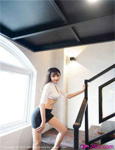 《youjizz com 电影-巜疯狂的少妇4做爰》