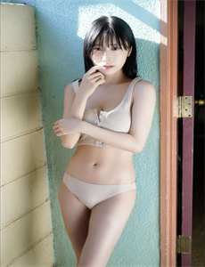 《静物的忋忆-男生强行拔了女生的衣服视频》