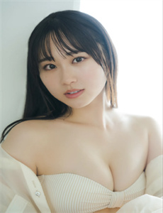 《美脚女-牛人鸡b》