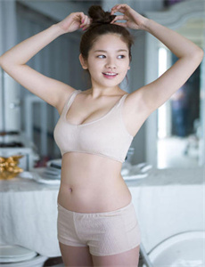 《农夫电影院-玉蒲团lll级艳乳销魂》